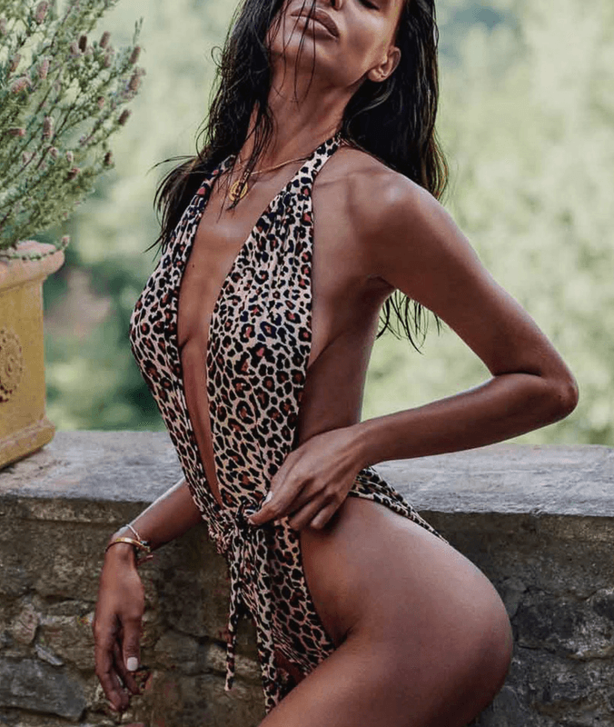 Obsessive Cancunella – Vill og sensuell badedrakt med leopardmønster og dype utskjæringer
